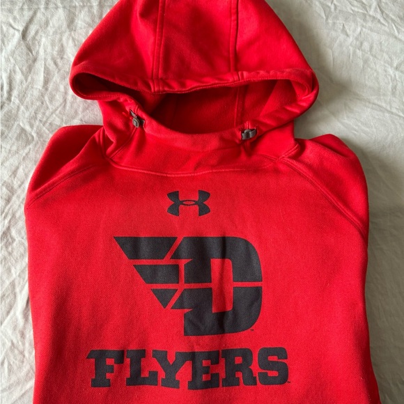 DAYTON FLYERS (UNDER ARMOUR) hoodie. - Picture 13 of 16